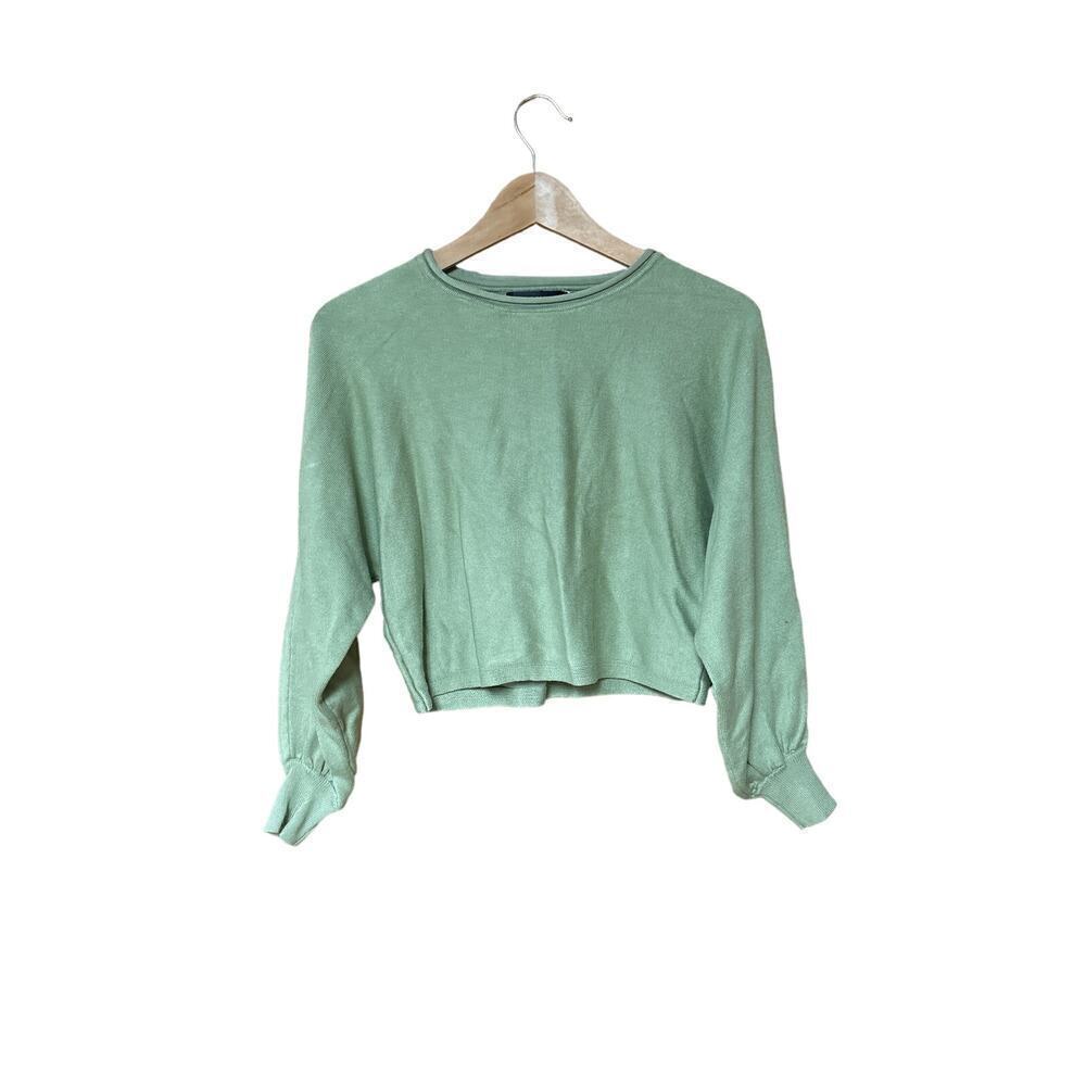 Zesica long sleeve soft cozy cropped academic school top 90s vibe NWOT? size S